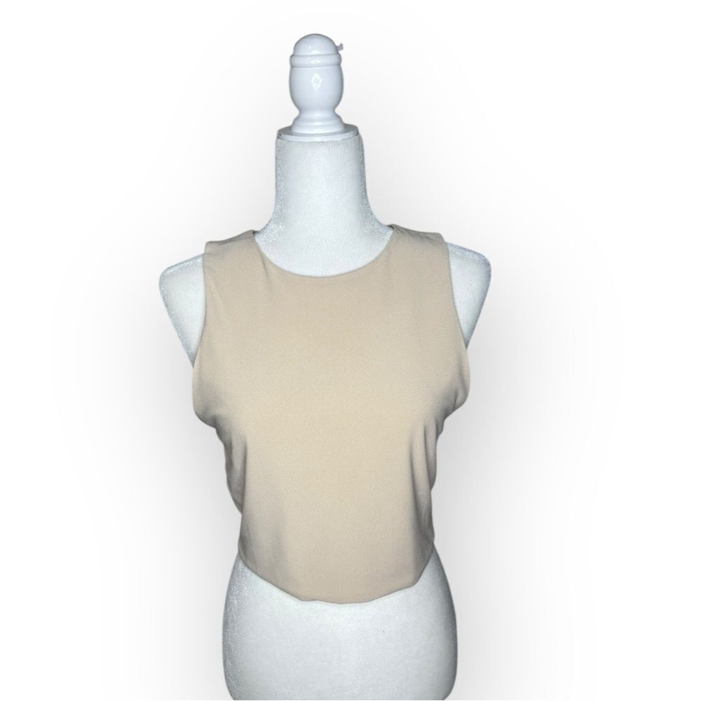 NWT Alice + Olivia Air Pale Nude Sleeveless Cropped Zip Up Top with Back Cut Out